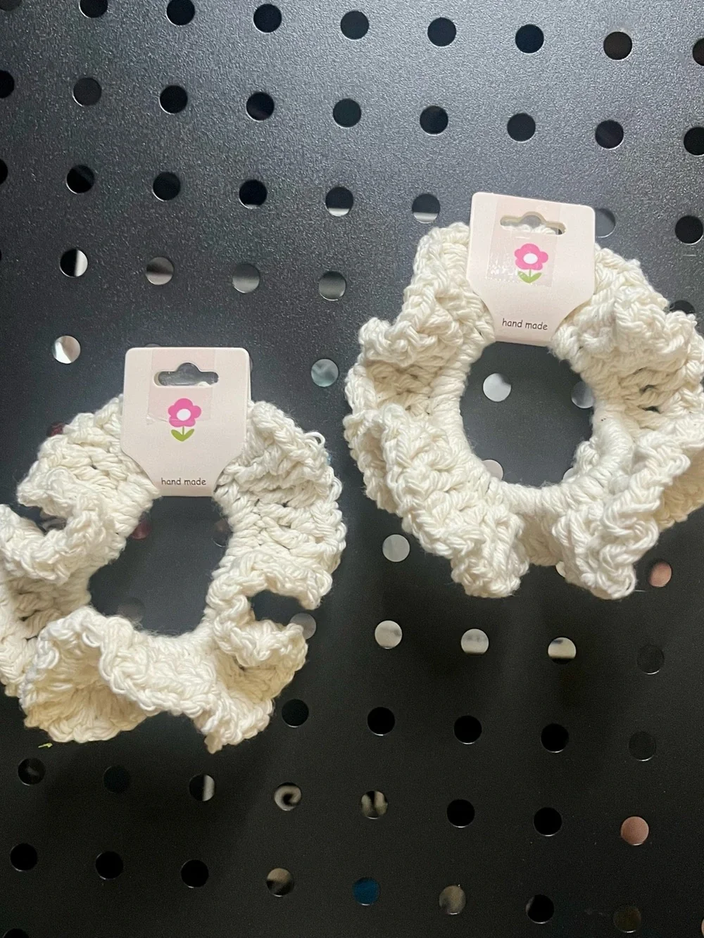 Handmade Crochet Scrunchie Set of 2 Cream Hair Ties NIP
